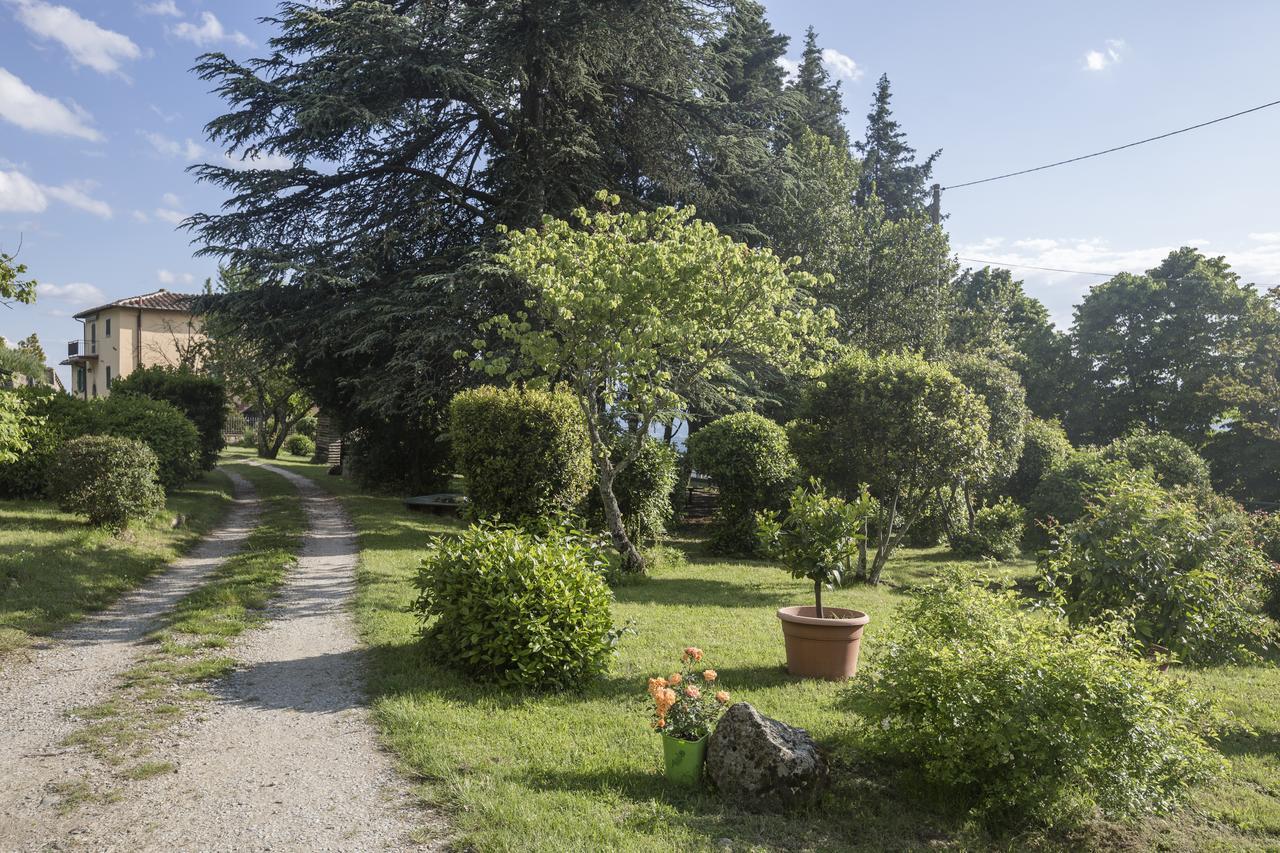 Casa Cares Hotel Reggello Bagian luar foto